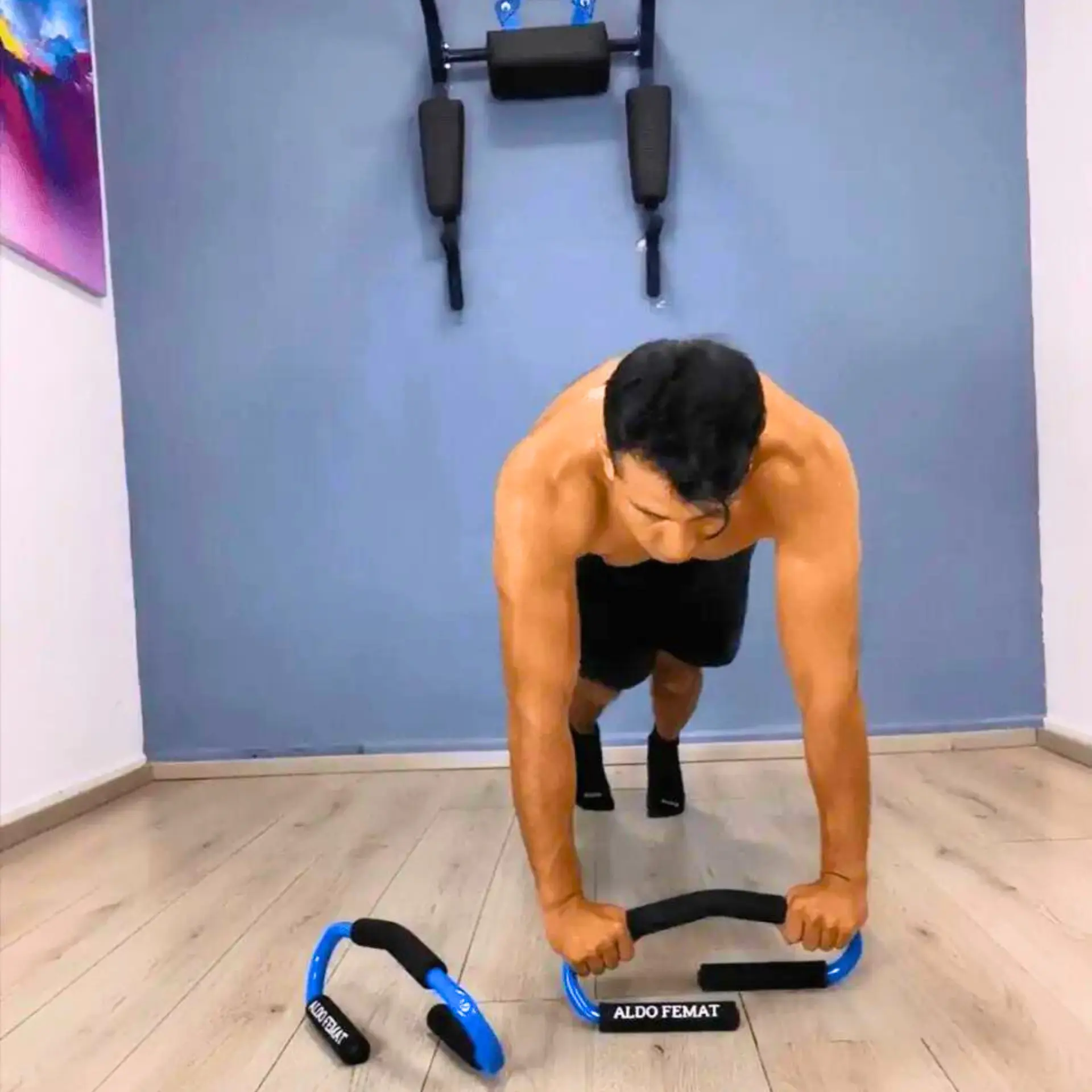 Center push-ups on bars